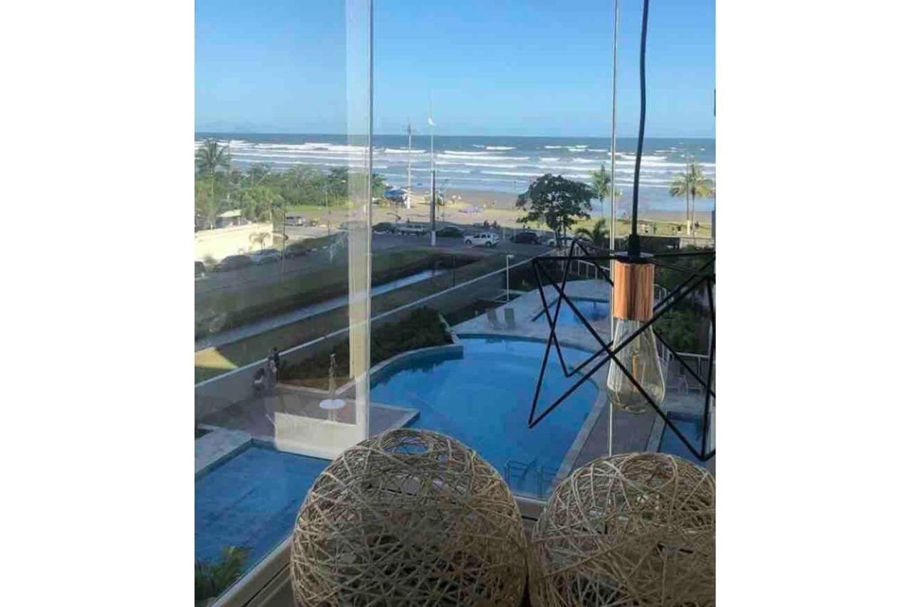 1 | Ap Cinema Frente Mar Com Piscina Aquecida Em *